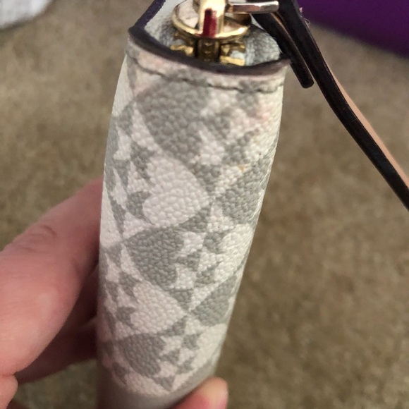 Kate Spade wallet - Picture 5 of 8